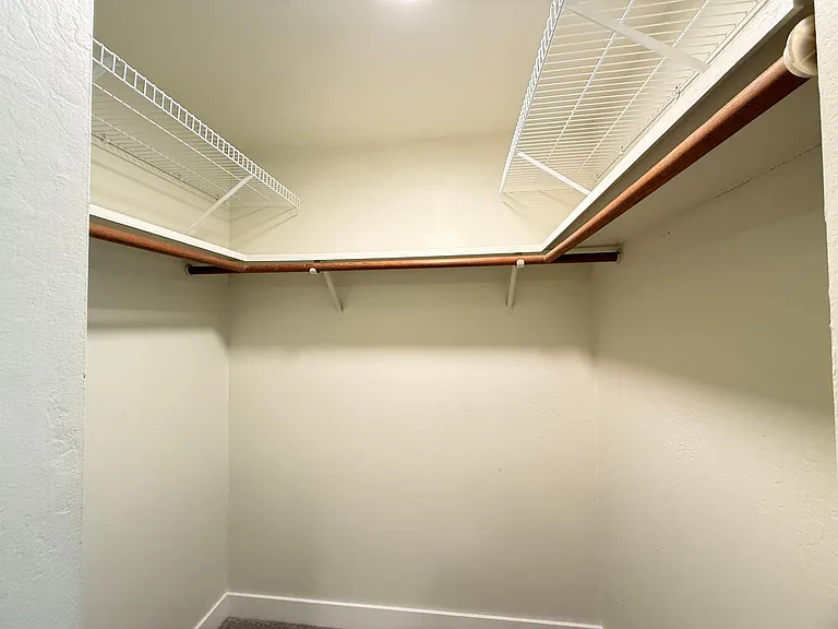 51 Essex St #11 — Photo 11