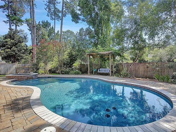 5th image of 7125 Meadowbrook Dr
