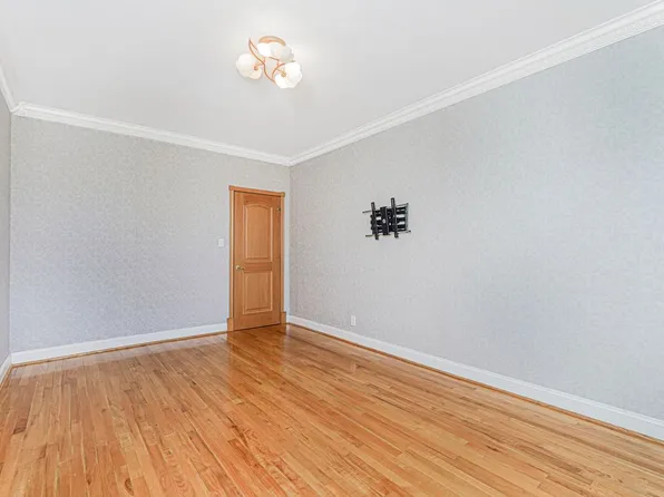 1810 Avenue N image 25 of 29