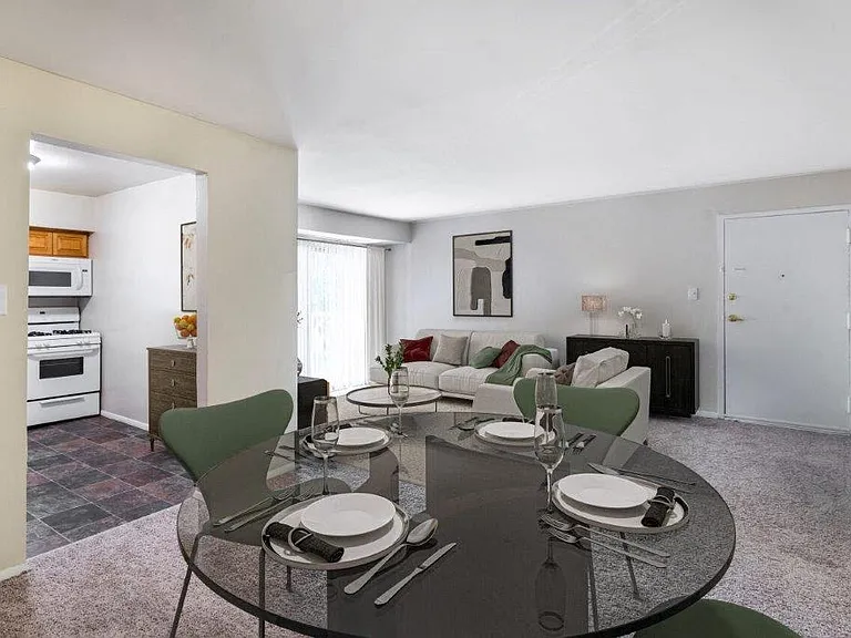 Glen Mar Apartment Homes — Photo 5