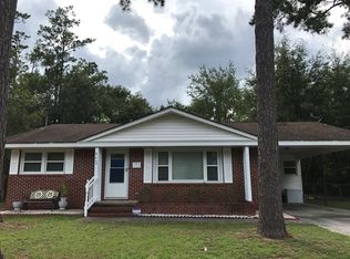 545 1st St, Hinesville, GA 31313