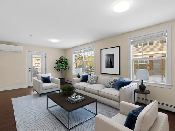 Cumberland Foreside Village Apartments