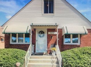 5821 S Menard Ave, Chicago, IL 60638