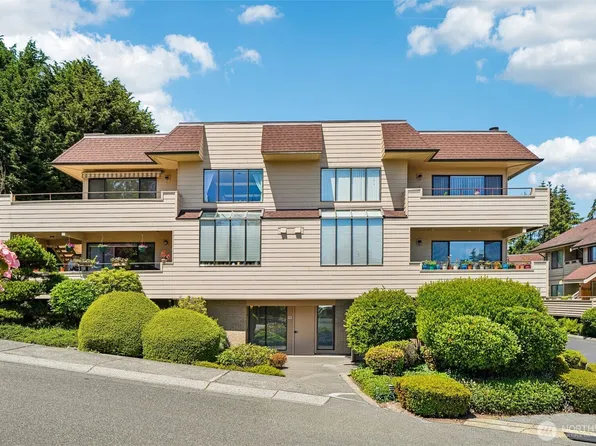 910 S 248th Street #4, Des Moines, WA 98198