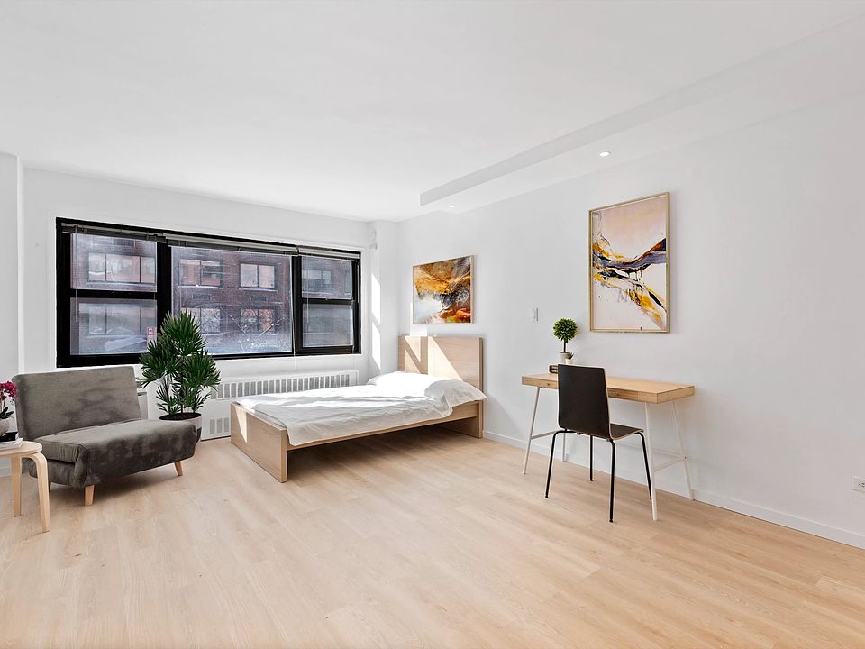 1st image of 335 E 51st St APT 1B