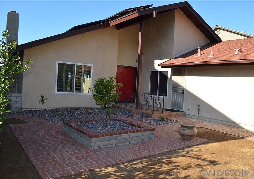 1st image of 6056 Camino Largo