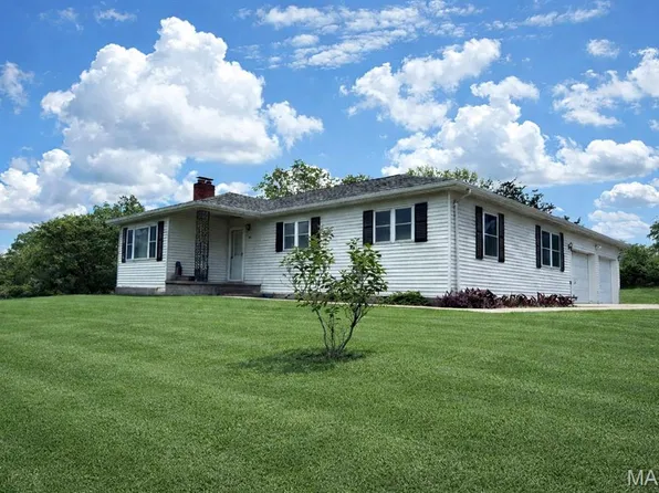 900 E Main St, Marthasville, MO 63357