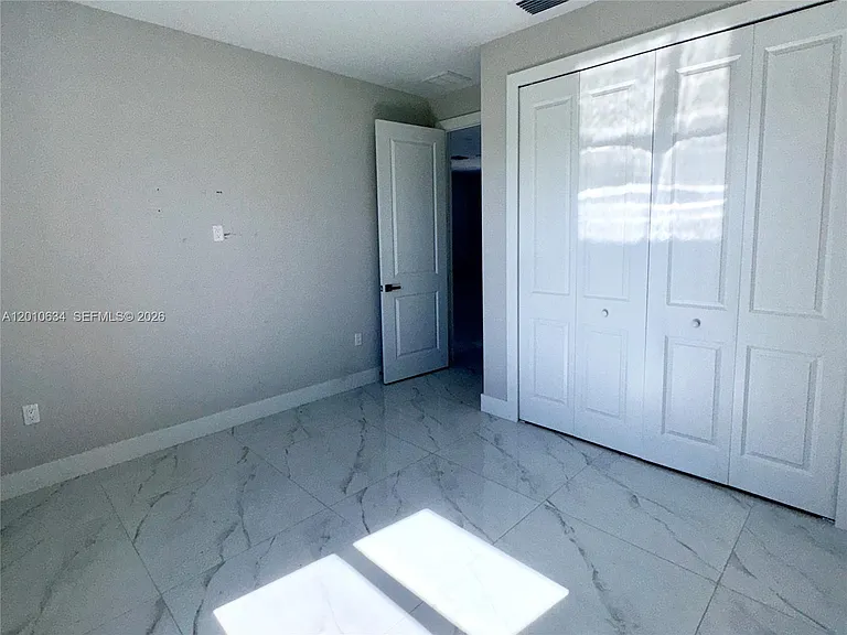 819 Eisenhower Blvd #819 — Photo 8
