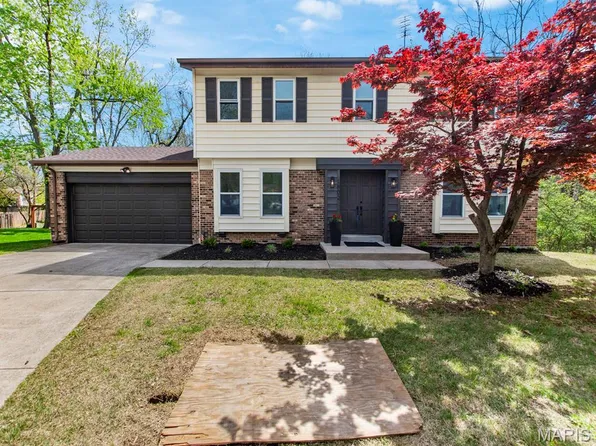 1802 Chelmsford Ct, Saint Louis, MO 63146