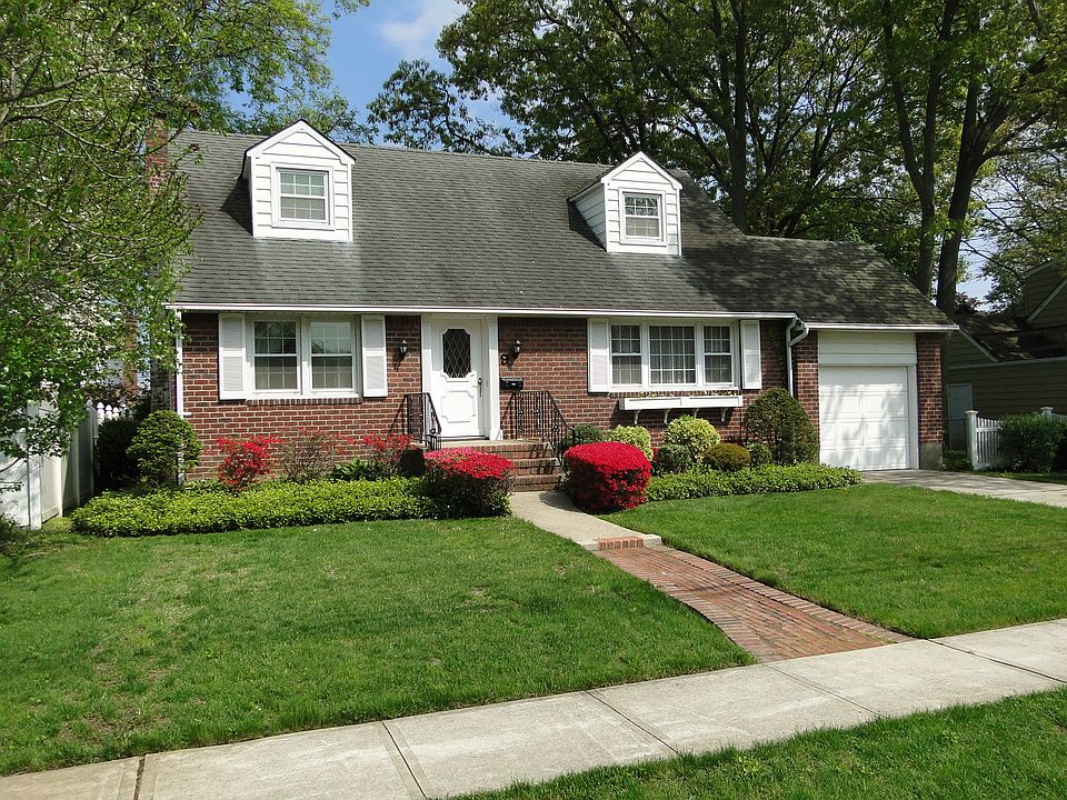 1st image of 9 Jefferson Ave