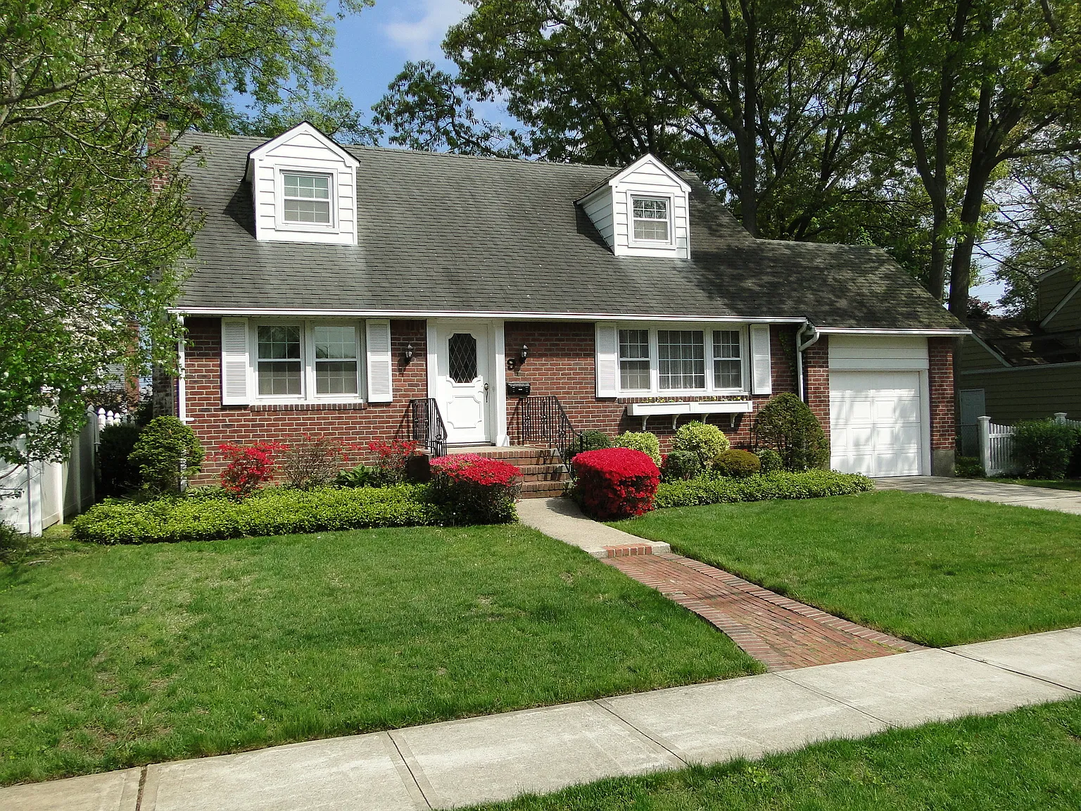 9 Jefferson Ave photo 1
