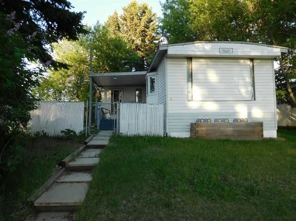 5213 W 58th St, Camrose, AB T4V 2X8