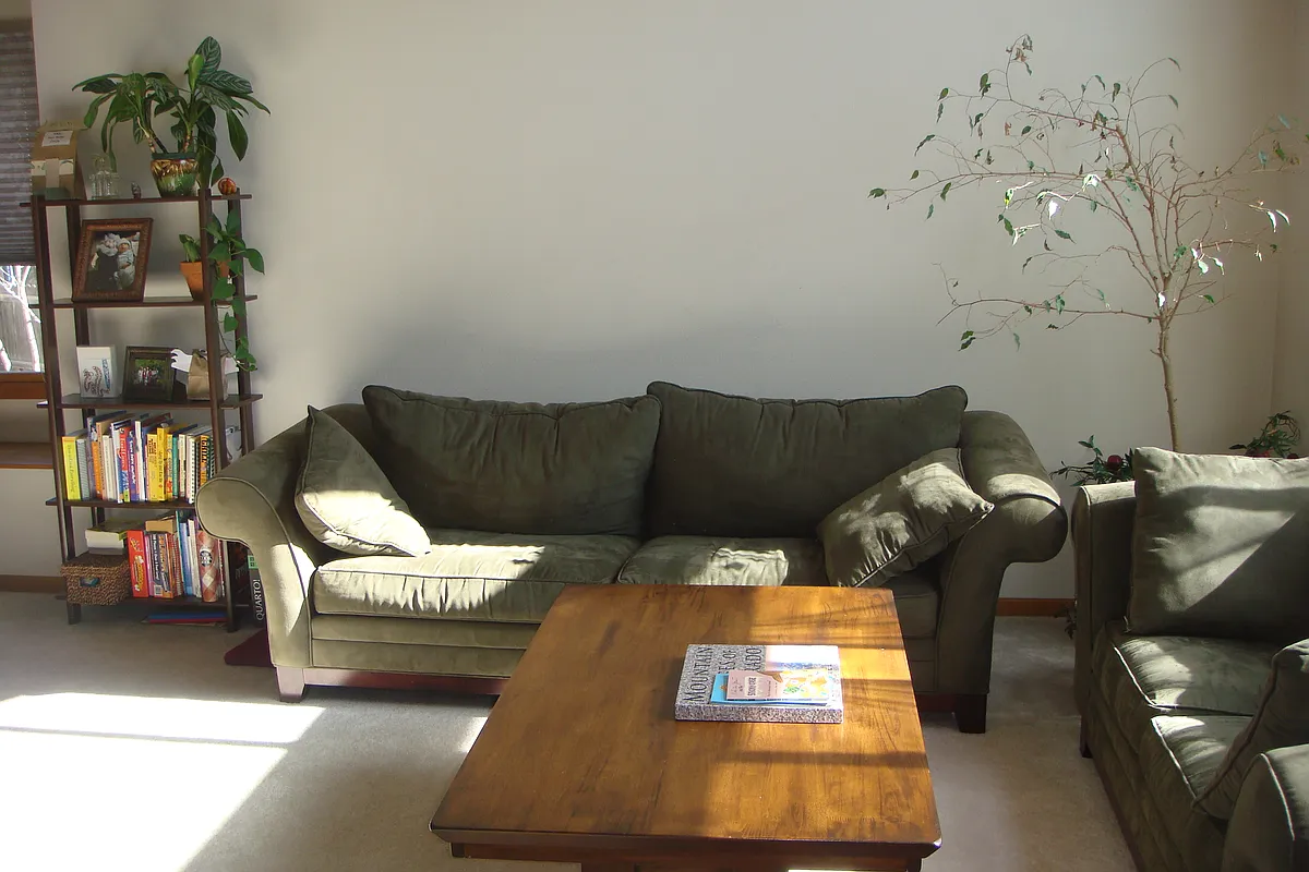 Building Photo - 4400 San Remo Cir
