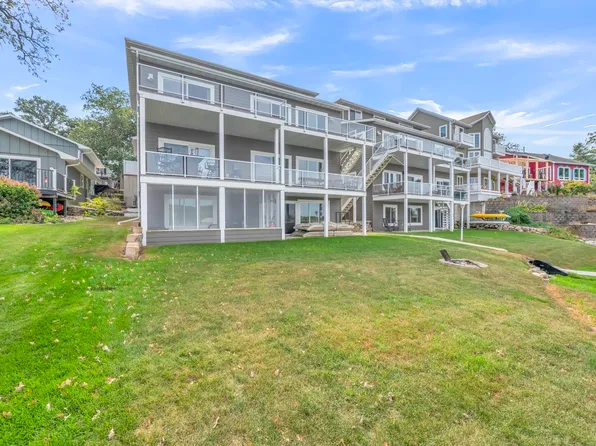 16462 255th Ave, Spirit Lake, IA 51360