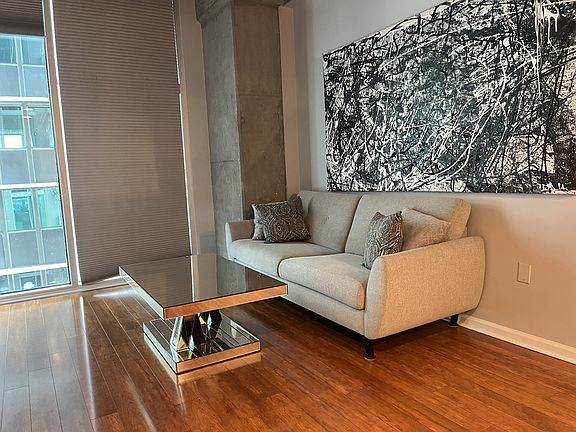 3rd image of 415 Church St APT 1909