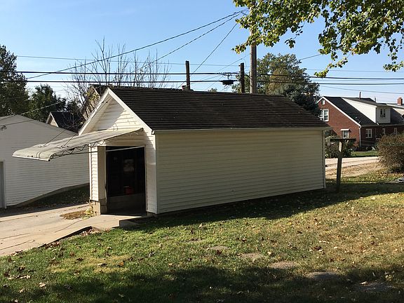 Garage with Awning