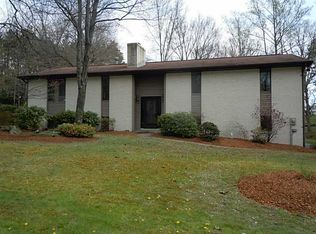 153 Mill Run Dr, Indiana, PA 15701