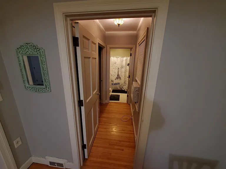 220 W 21st St #3 — Photo 7