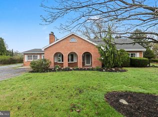 205 N Middlesex Rd, Carlisle, PA 17013