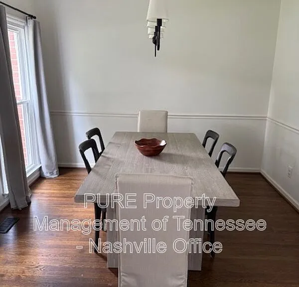 519 Forrest Park Cir — Photo 18