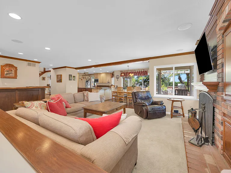 24961 Sandridge Cir — Photo 21