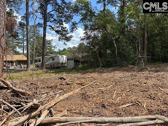 3rd image of 2450 Alpine Rd