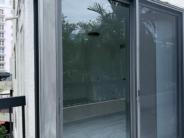 730 Coral Way #302 — Photo 11