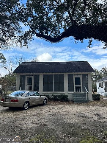 2nd image of 640 Old House Rd
