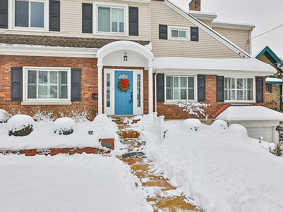 3rd image of 1254 Grace Ave