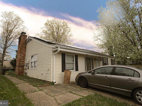2nd image of 13203 Clarington Ct