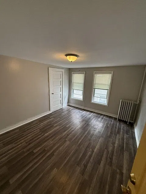Studio, 400 sqft, $700 — Photo 2