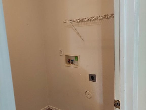 4th image of 15771 W Evans Dr