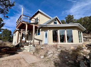 106 Mountain Valley Dr, Edgewood, NM 87015