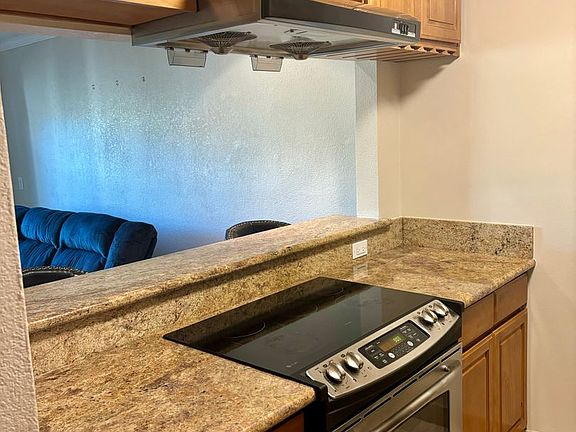 4th image of 320 N Civic Dr APT 503