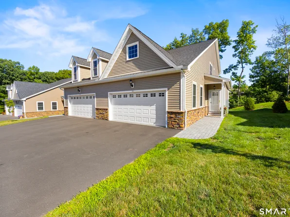 218 Boulder Court #51, Bristol, CT 06010