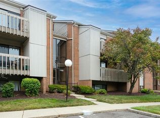 1103 Arrowhead Xing APT F, Dayton, OH 45449