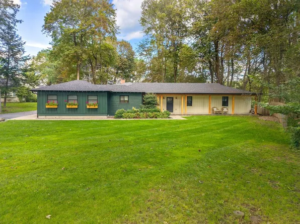 15 Pine Blvd, Cooperstown, NY 13326