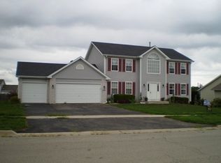 218 W Edson St, Poplar Grove, IL 61065