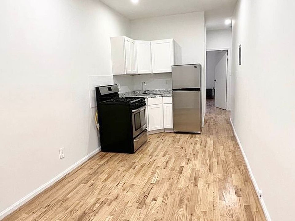 1st image of 394 Manhattan Ave #3R