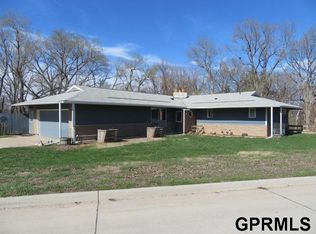 735 Grove St, Missouri Valley, IA 51555