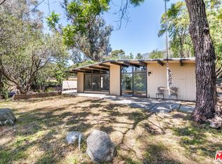 3694 Fair Oaks Ave, Altadena, CA 91001