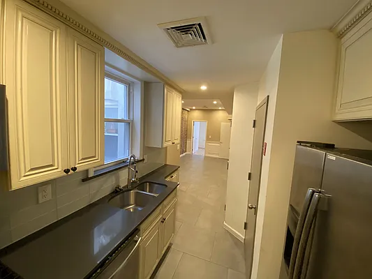 Rented by Voro NYC | media 22