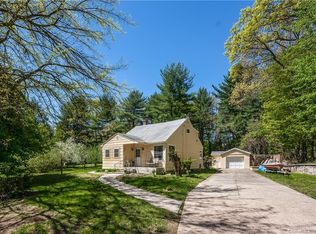 456 Pine St, Bristol, CT 06010