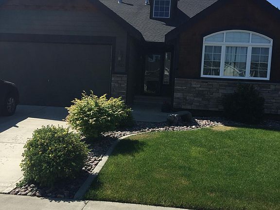 2nd image of 15923 N Gleneden Dr
