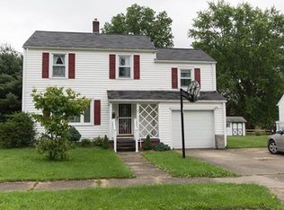719 Tidball Ave, Mercer, PA 16127