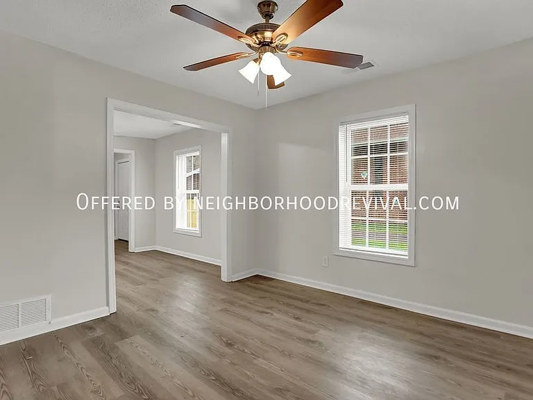 1685 S Goodlett St — Photo 8