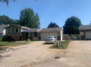 3220 Rockland Rd, Muskegon, MI 49441
