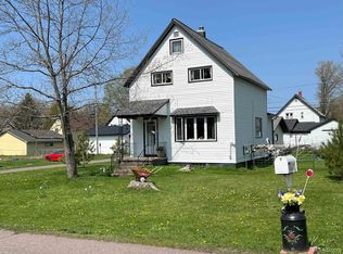 46511 Maple St, Dodgeville, MI 49921