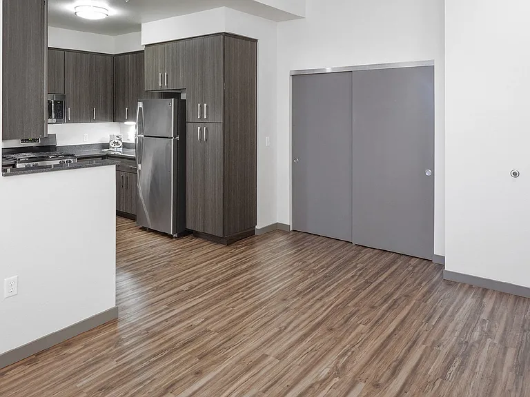 2621 NE 7th Ave — Photo 13