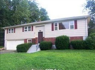 124 Holiday Hl, Waterbury, CT 06704